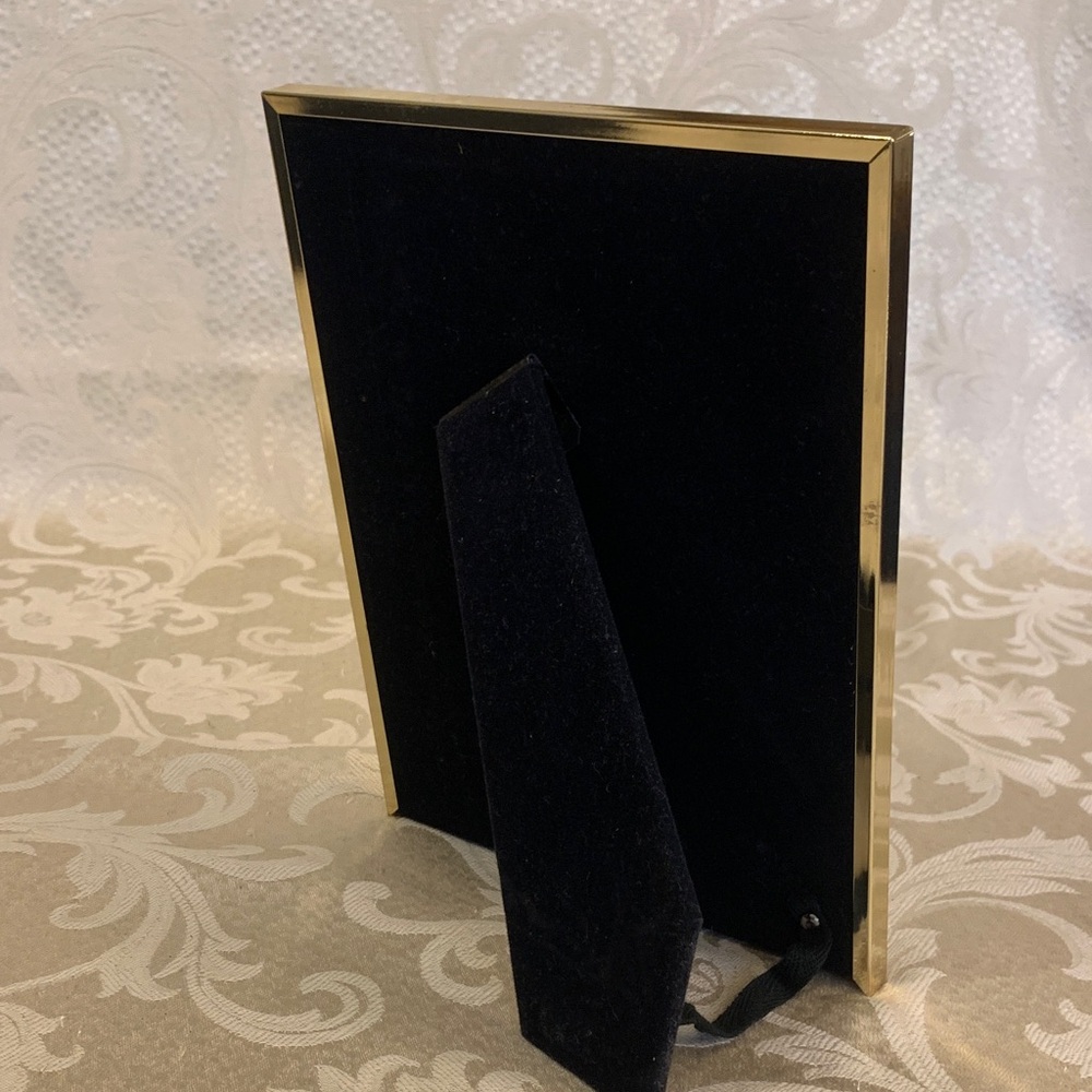 Classic Gold Photo Frame and gold fillet with Cream Mat - Picture 2 of 4